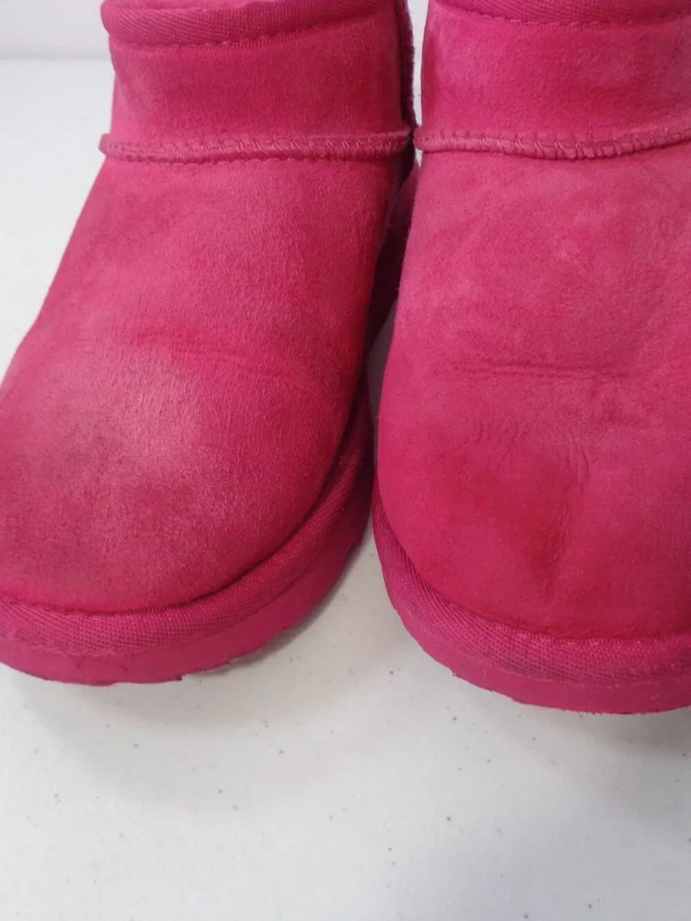 UGG Classic Ultra Mini Kids Pink Suede Shearling Lined Ankle Boots US 3 EU 35
